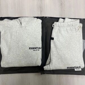 Essentials Fear of God light oatmeal men’s tracksuit message for receipt